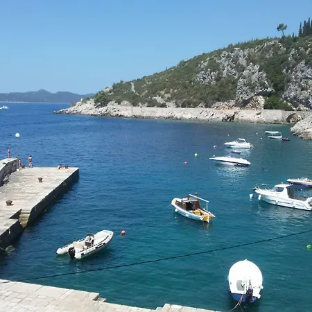 Πανσιόν Mozara