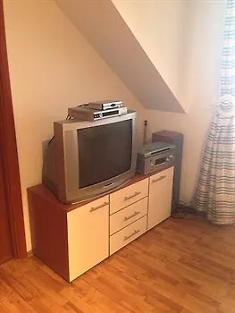 Πανσιόν Mozara