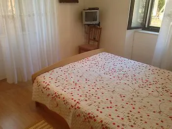 Mozara Guest house